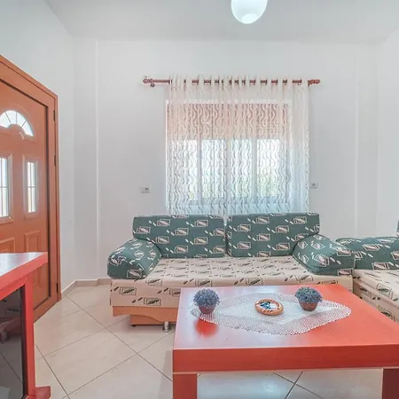 Mirror Beach-apartments Mecaj * Ksamil