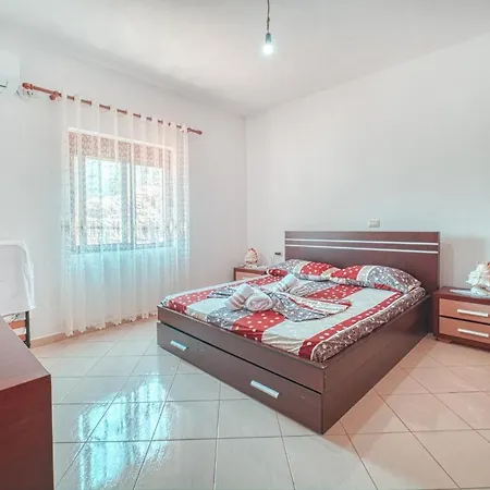 Mirror Beach-apartments Mecaj